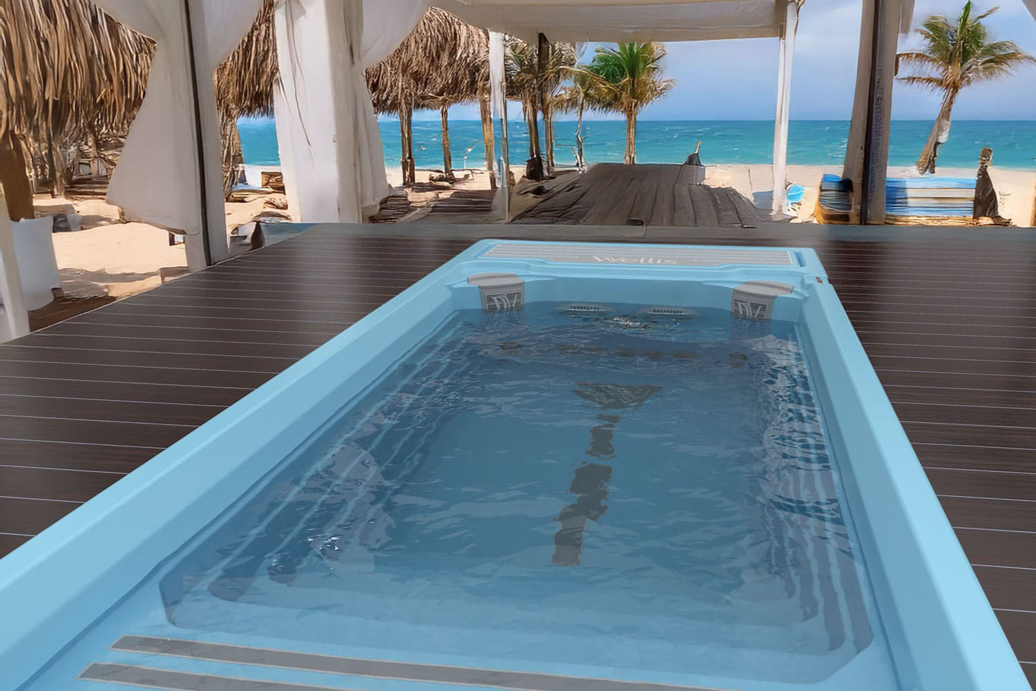 beach-club-swimming-pool_deluxe_side2-1-3x2